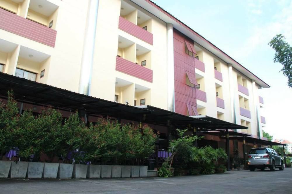 Chiangmai S.P. Hotel Chiang Mai Zewnętrze zdjęcie