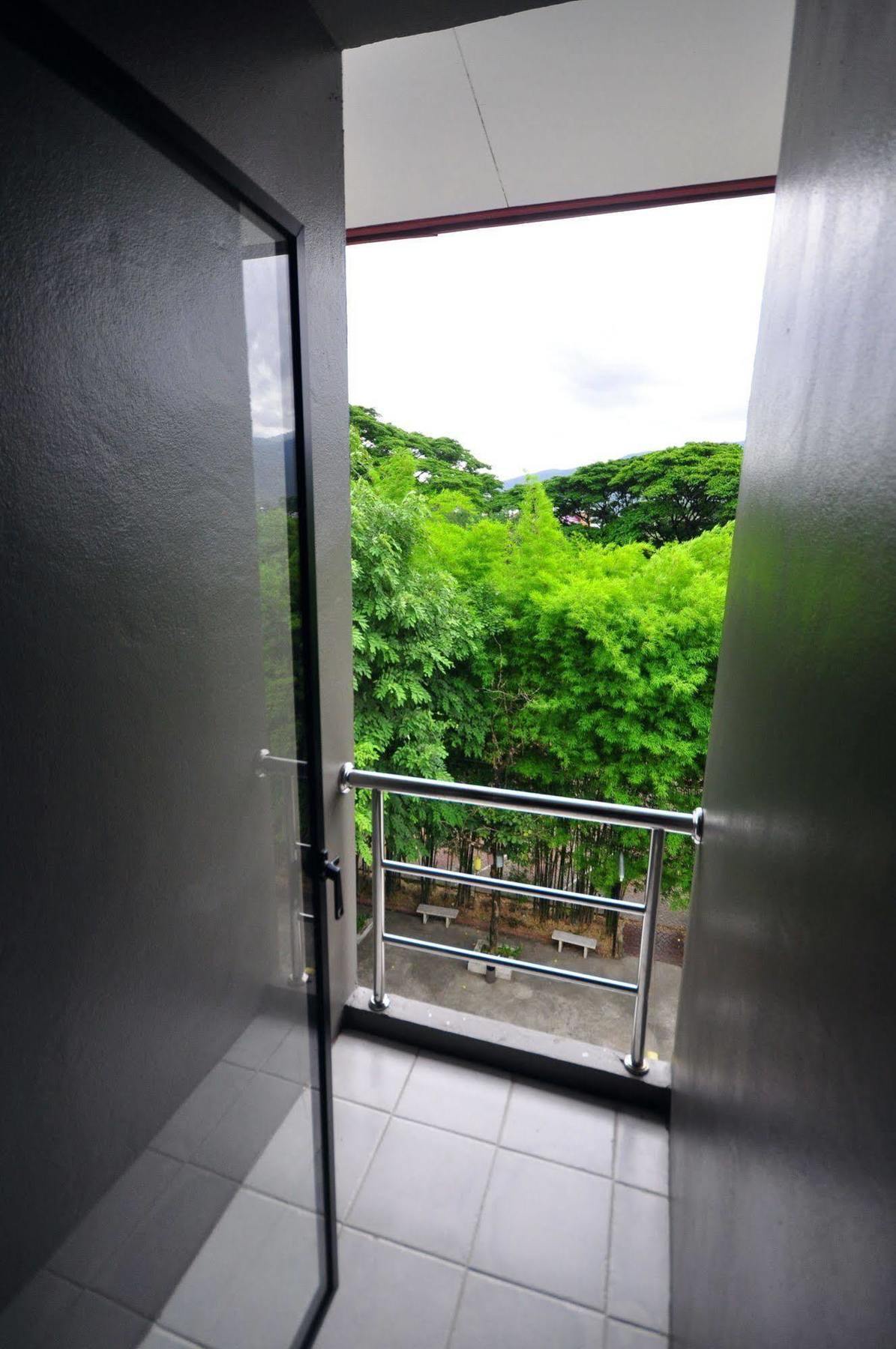 Chiangmai S.P. Hotel Chiang Mai Zewnętrze zdjęcie
